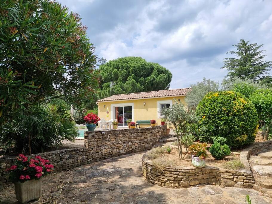 Gite Avec Piscine Au Coeur De La Vallee De La Ceze Saint-Laurent-de-Carnols Exterior photo